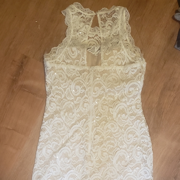 White Lace Dress - Picture 5 of 6